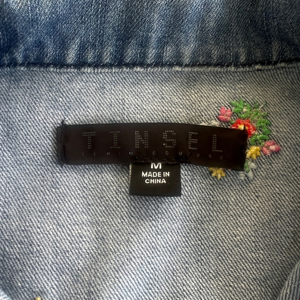 TINSEL Denim Couture Floral Embroidered Cropped Denim Jacket Medium Wash Boho M - Picture 12 of 16